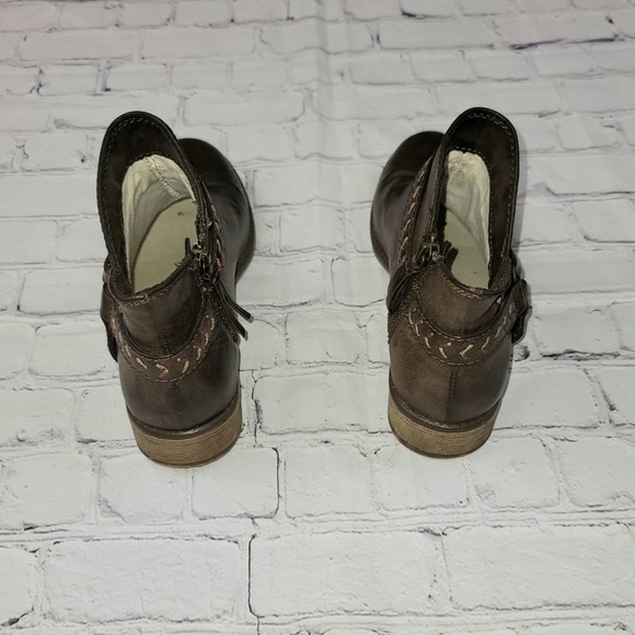 Rox Surf Co. Zippered Slip On Bootie Size 7 - Picture 5 of 11